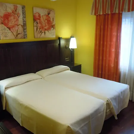 Urogallo Hotel