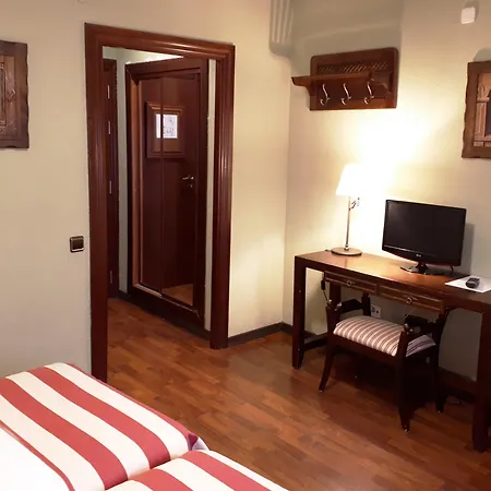 Urogallo Hotel