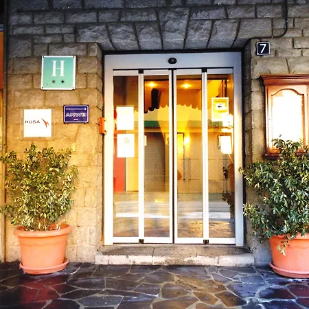 Hotel Urogallo 2*