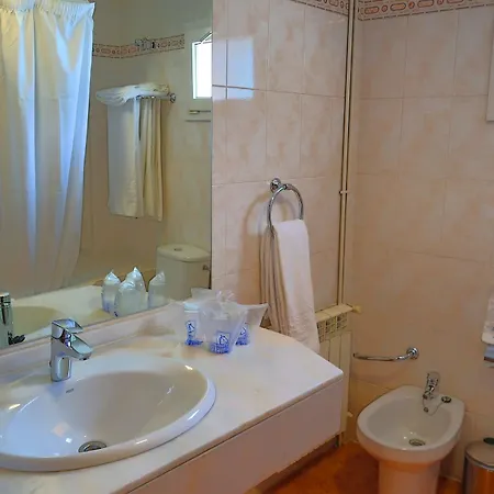 Urogallo Hotel 2*