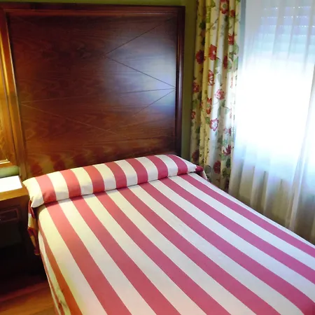 Urogallo Hotel