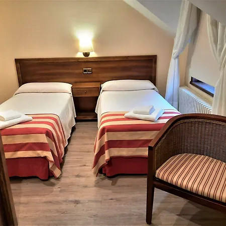 Hotel Urogallo 2*
