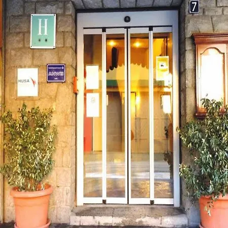 Urogallo Hotel