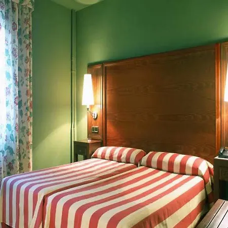 Urogallo Hotel